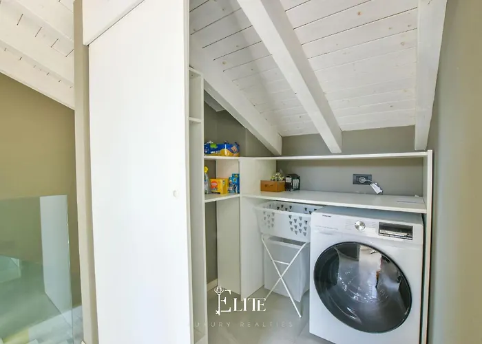 Lejlighed Maggiore View *