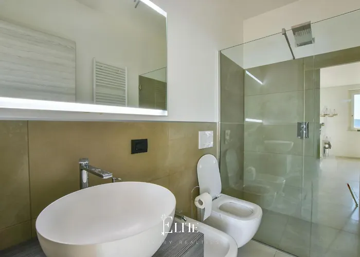 Lejlighed Maggiore View